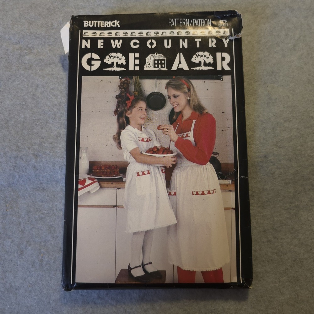 Butterick 6276 Apron Pattern Mom & Daughter Country Heart Trim Uncut Vintage